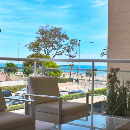 Apartment Seaside Retreat